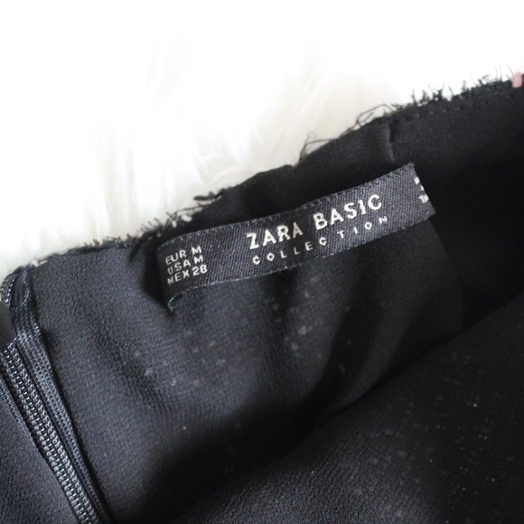 Flowy Zara Mini Skirt - Picture 2 of 2